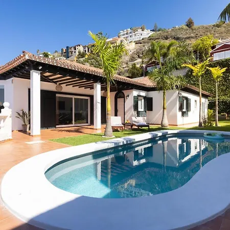 Villa Home2Book Stunnig Asian Sabina, Heated Pool & View Sauzal