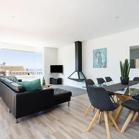 Home2Book Stunnig Asian Sabina, Heated Pool & View *